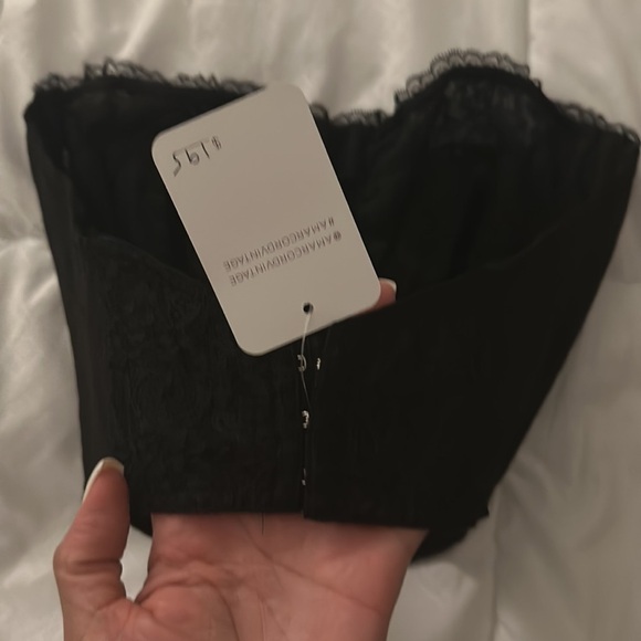 Authentic Vintage Lace Bustier 🖤 - Picture 5 of 8